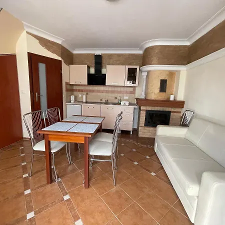 Vip 아파트 트르제삭츠